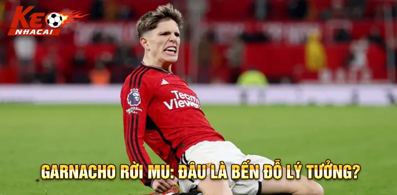 Garnacho ăn mừng bàn thắng trong màu áo MU