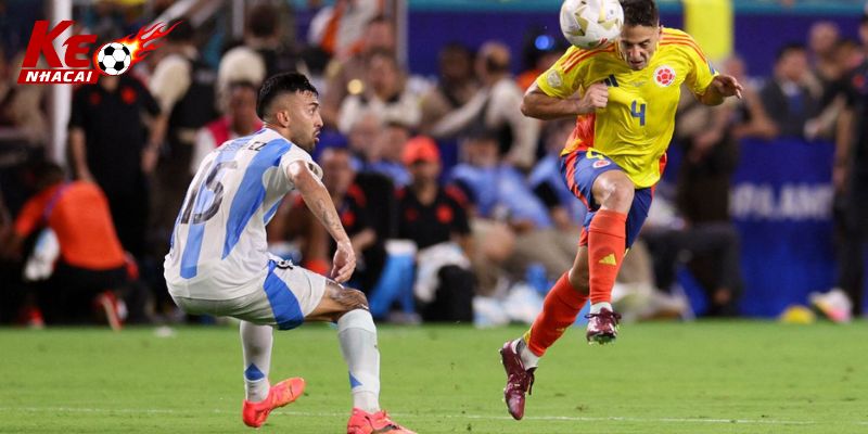 Thiago Almada giải cứu Argentina vs Colombia đúng lúc cần thiết