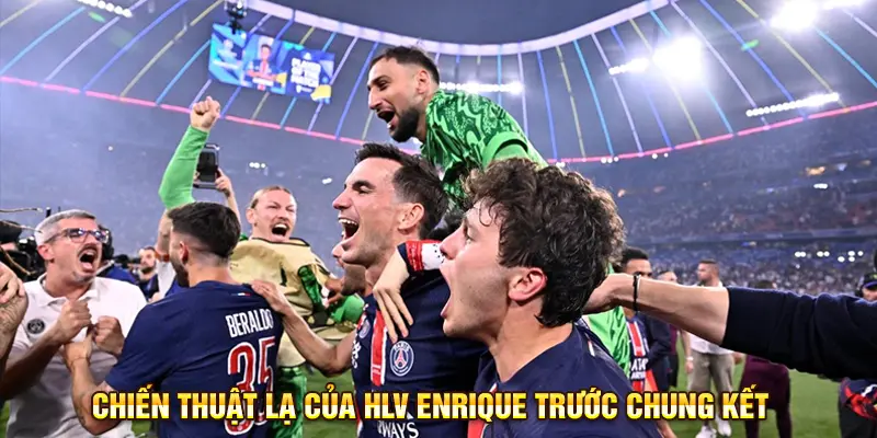 HLV Enrique sử dụng chiến thuật lạ mang lại thắng lợi