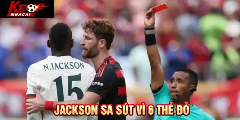 Nicolas Jackson sa sút phong độ vì liên tục nhận thẻ đỏ
